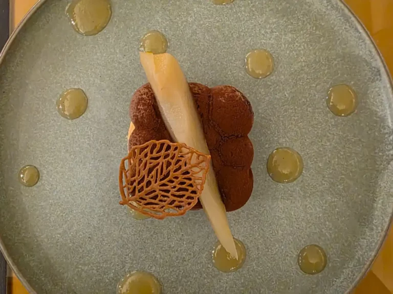 Bavarois au chocolat et poire Conférence