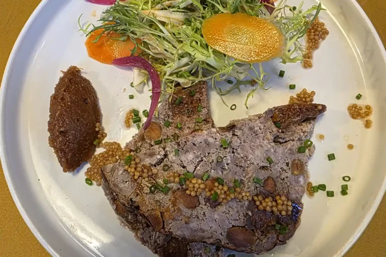 Terrine de Sanglier Maison à la pistache entière et fruits secs