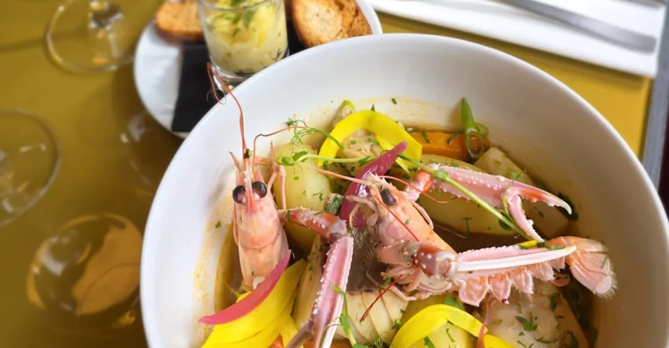Bouillabaisse du Steinway accompagnée de rouille et croutons